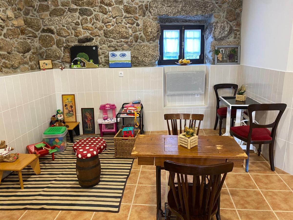 Eiras Do Dao Hotel Пеналва до Кастело Екстериор снимка