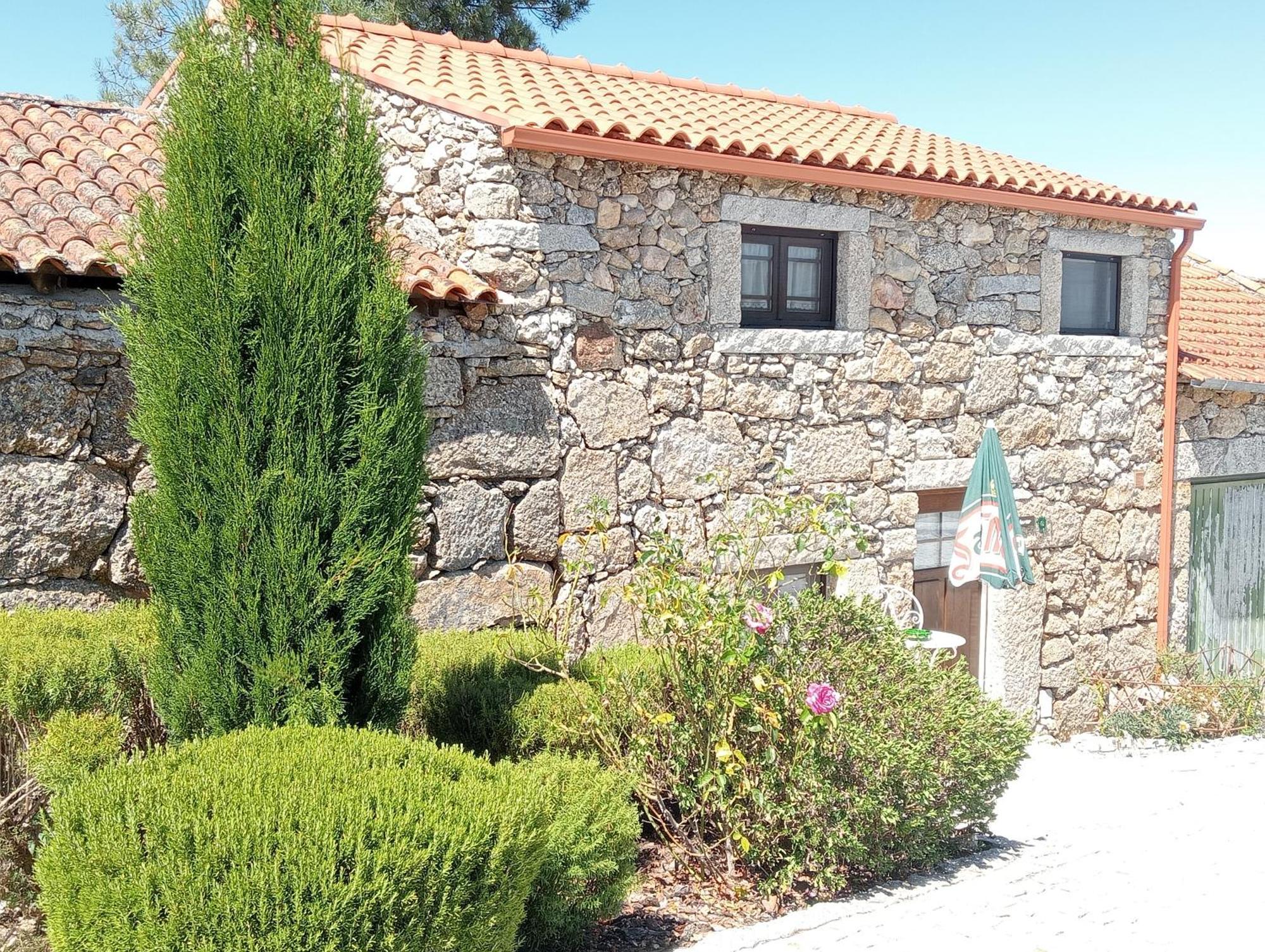 Eiras Do Dao Hotel Пеналва до Кастело Екстериор снимка